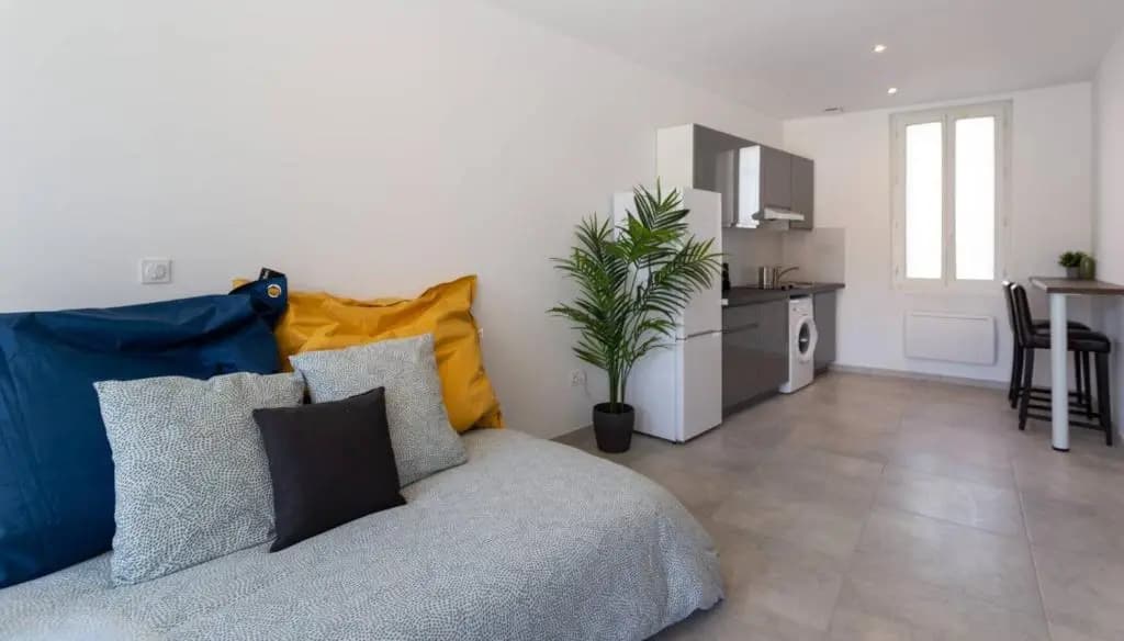 MaxBnb - CLIMATISÉ - Grand Studio 37m2 & terrasse 30m2 - Est - Photo 3