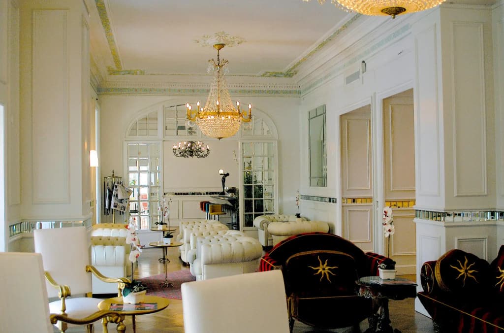 Grand Hotel des Ambassadeurs - Photo 2