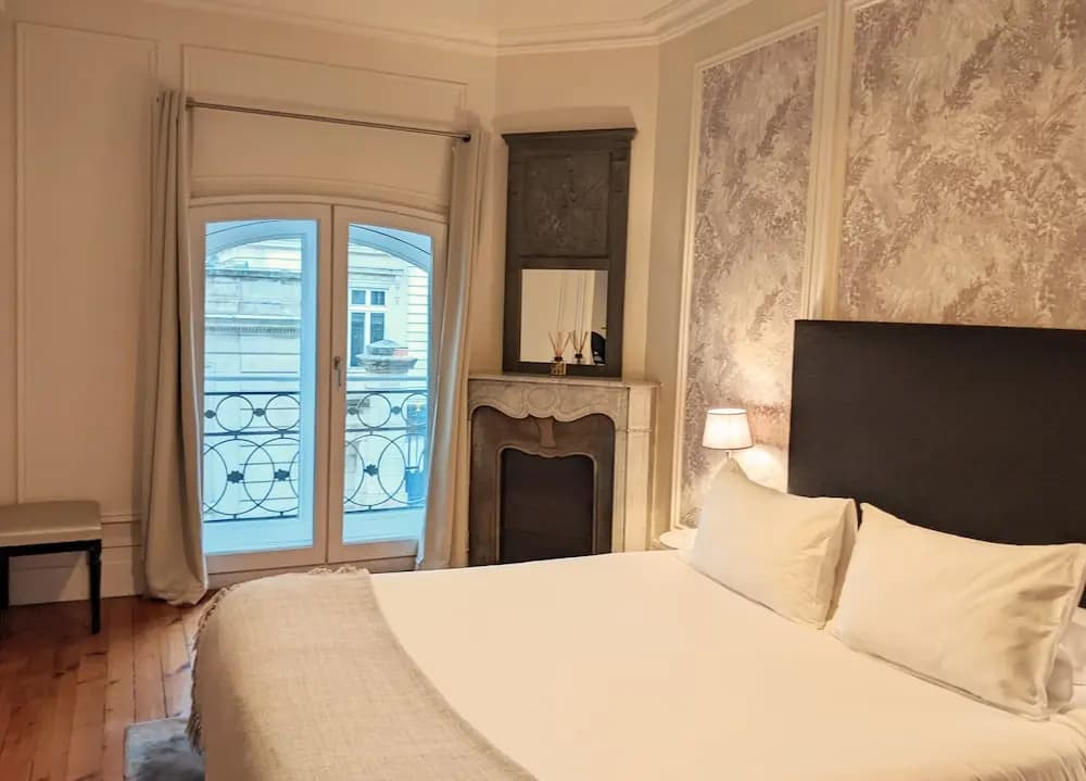 L' Apparthôtel Particulier Bordeaux - Miniature 7