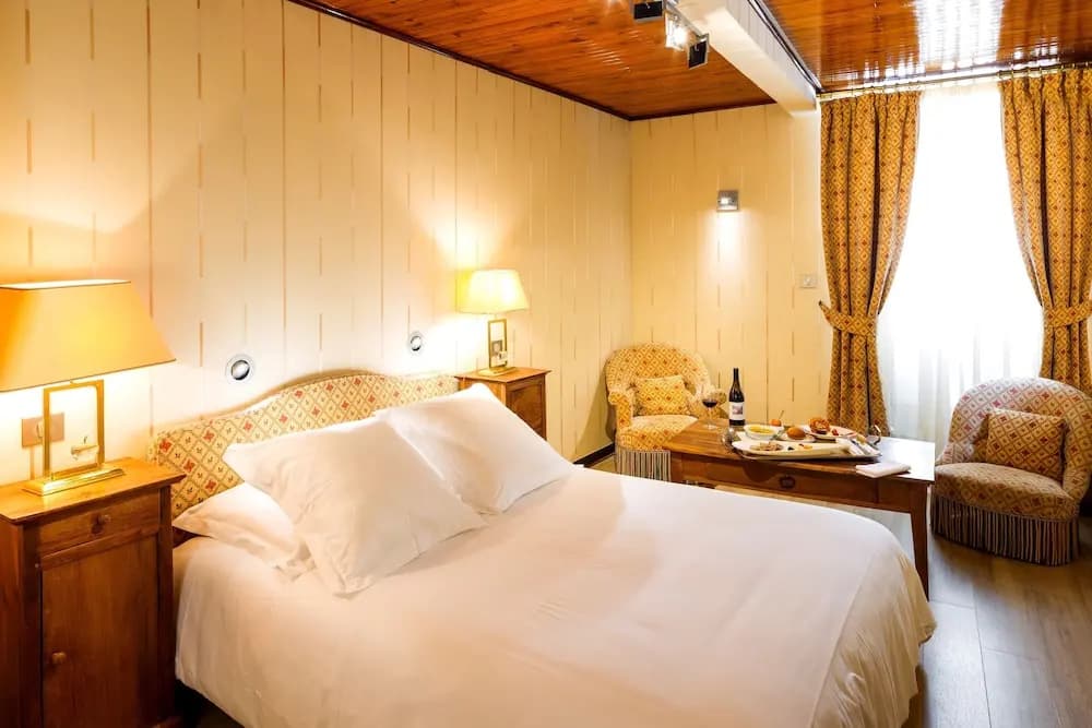 Logis Hotel De La Poste - Photo 4