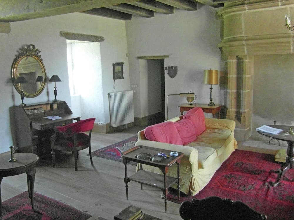 Castle in Le Veurdre Near Forest and River - Miniature 6