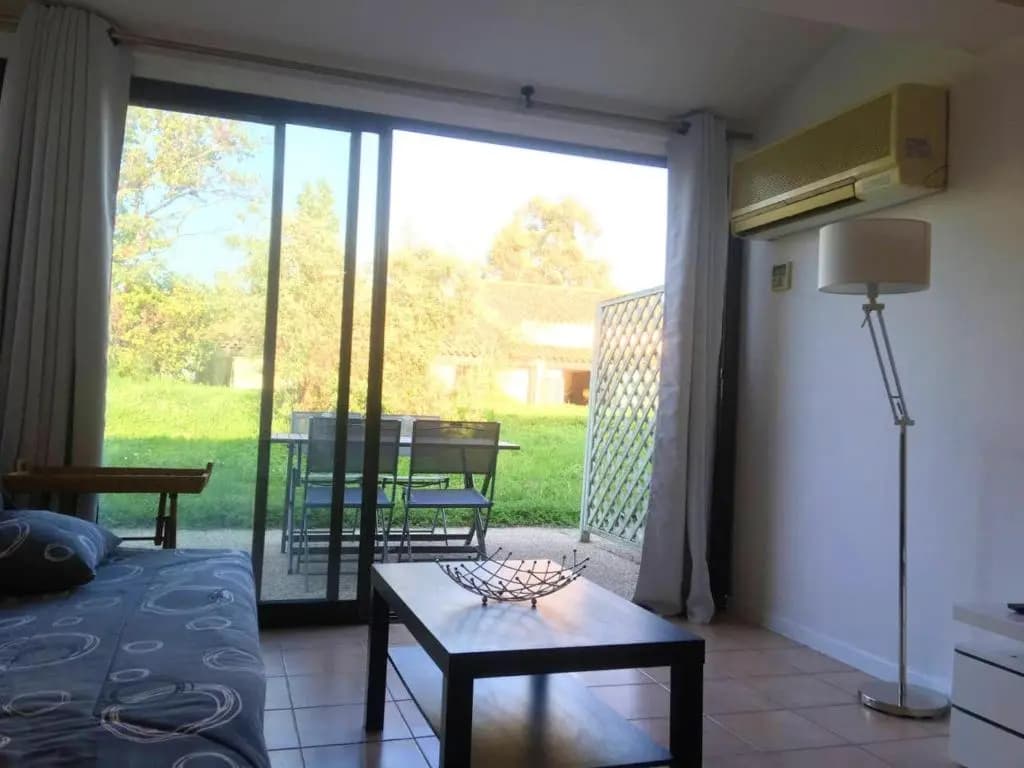 Appartement d'une chambre avec piscine privee et jardin amenage a Arles - Photo 3