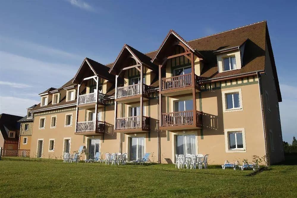 La Ferme De Deauville - Photo 1