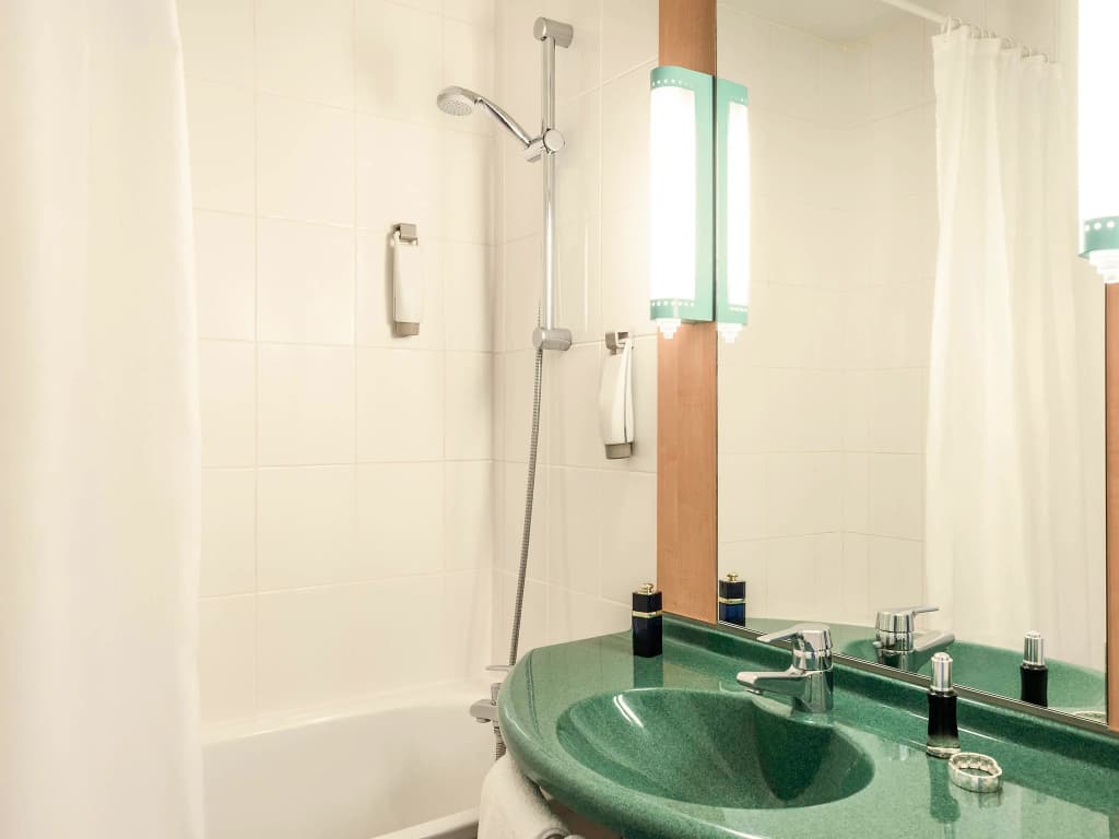 ibis Paris Porte De Bercy - Miniature 8