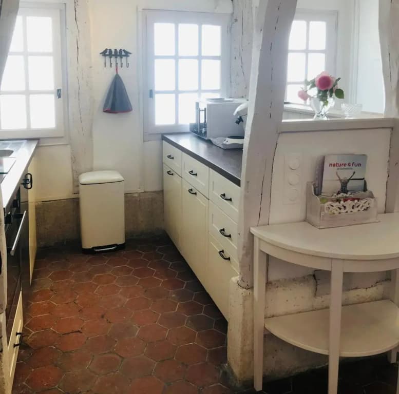 La petite Normande en ville - Miniature 8