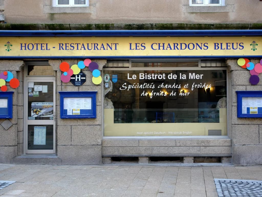 Logis Hotel Les Chardons Bleus RESTAURANT LE BISTROT DE LA MER - Photo 1