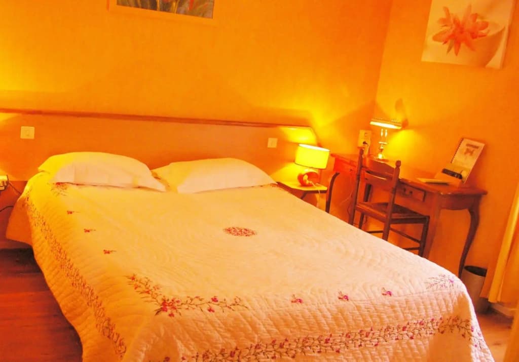Hôtel le Bellevue - Photo 2