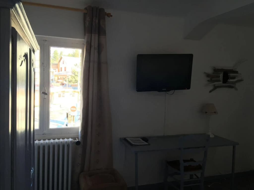 Hotel Chastellares - Photo 3