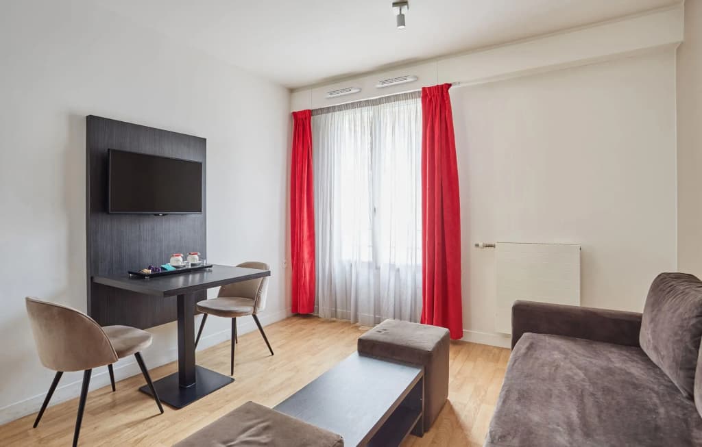 Appart Hotel Odalys City Paris Montmartre - Miniature 7