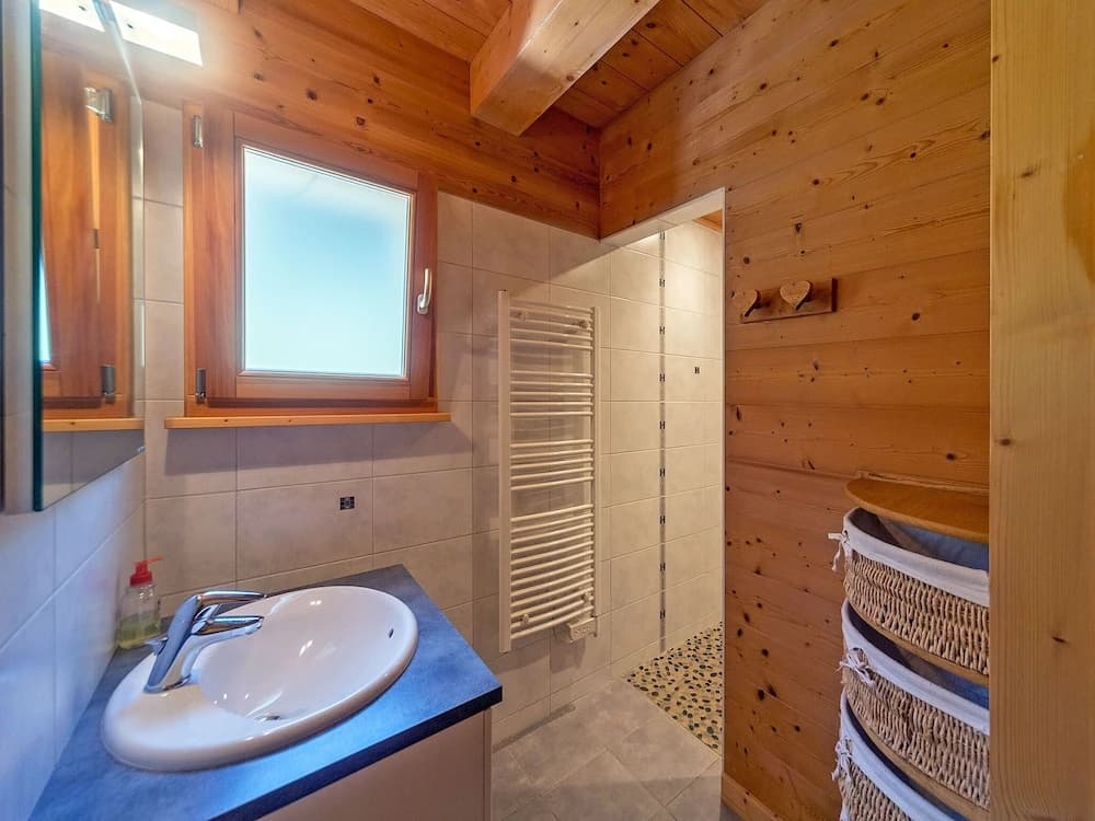 Supreme Chalet in in Chatel French Alps near Ski Area - Miniature 7