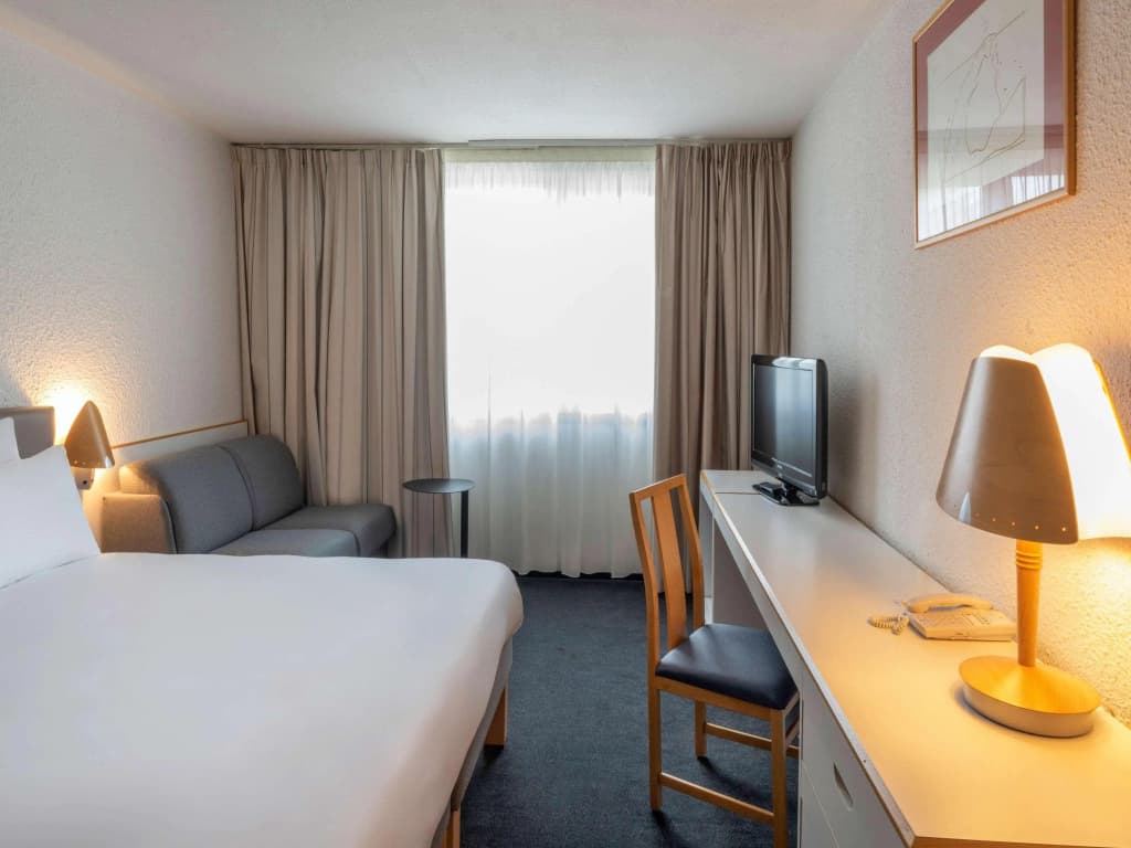 Novotel Evry Courcouronnes - Photo 4
