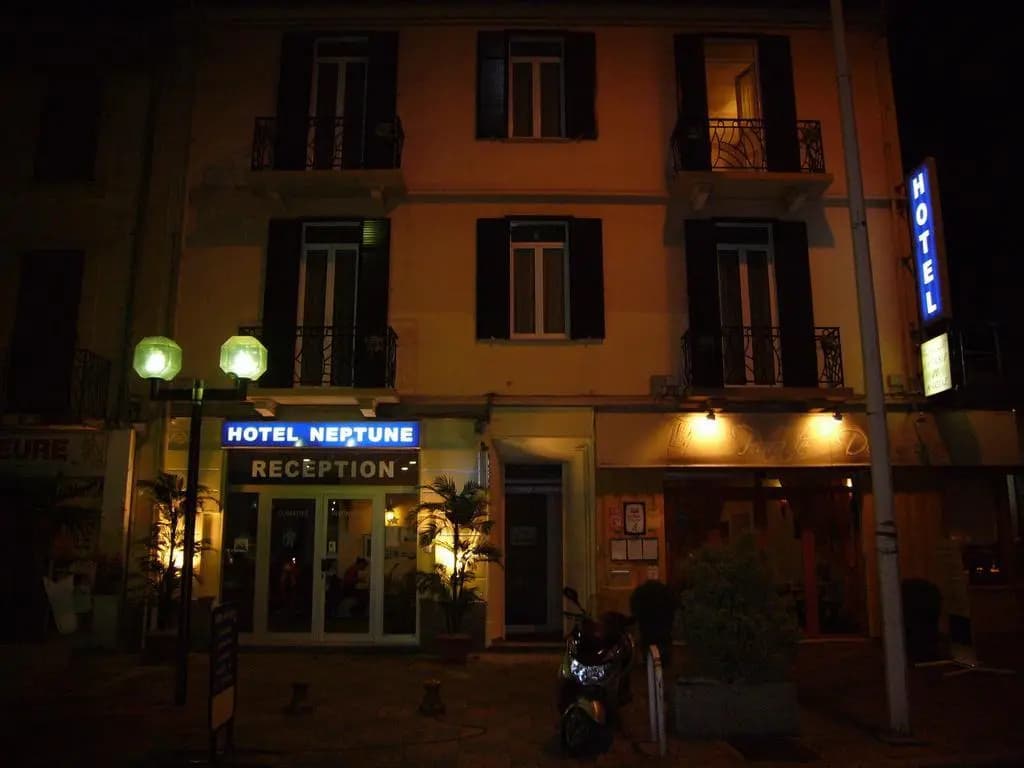 Hôtel Neptune - Photo 1