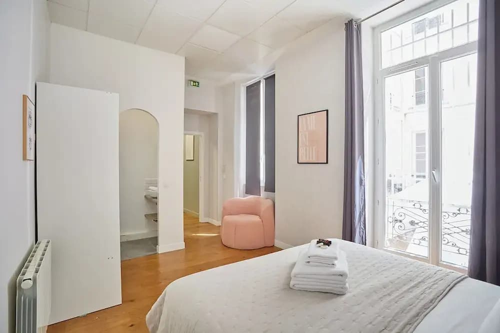 Superb Apartment 3 Bedrooms Center of Paris - Photo 3