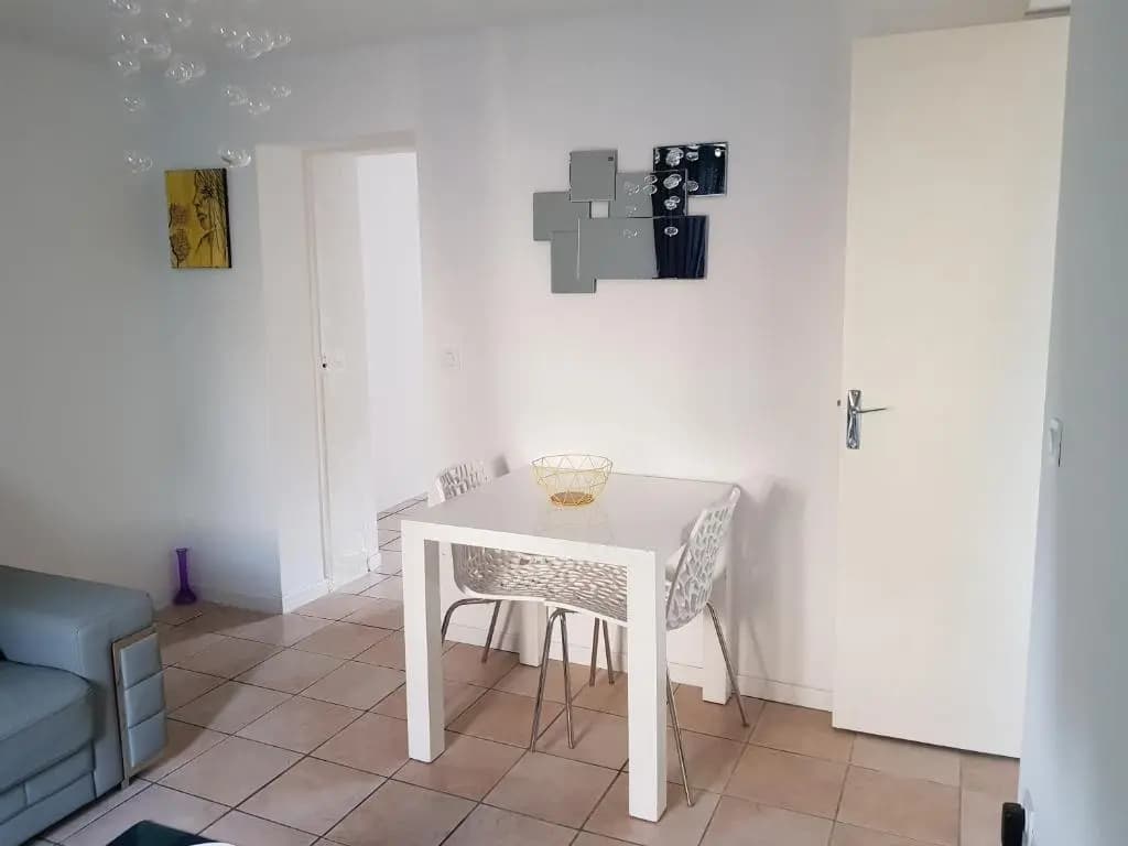 Jolie appartement moderne à Roanne - Miniature 8