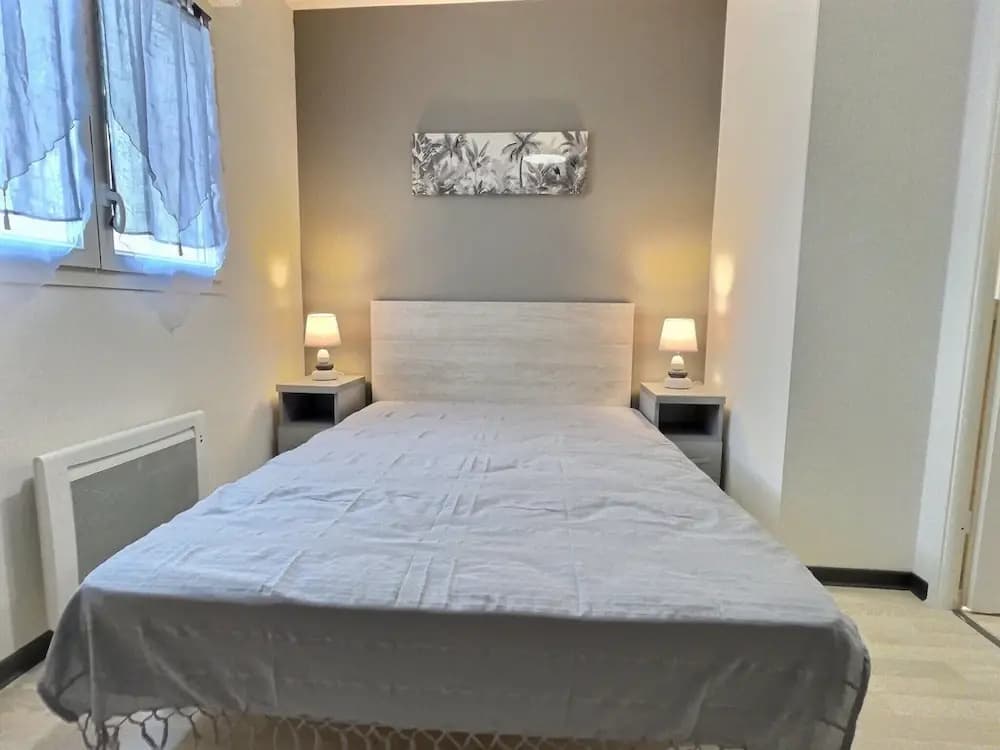 Maisonette in Valras-plage Near Sandy Beach - Photo 2