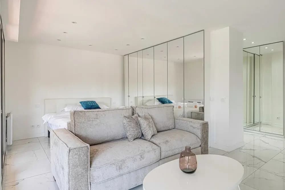 Modern and Cosy Studio- AC- 4P- Cannes - Photo 2