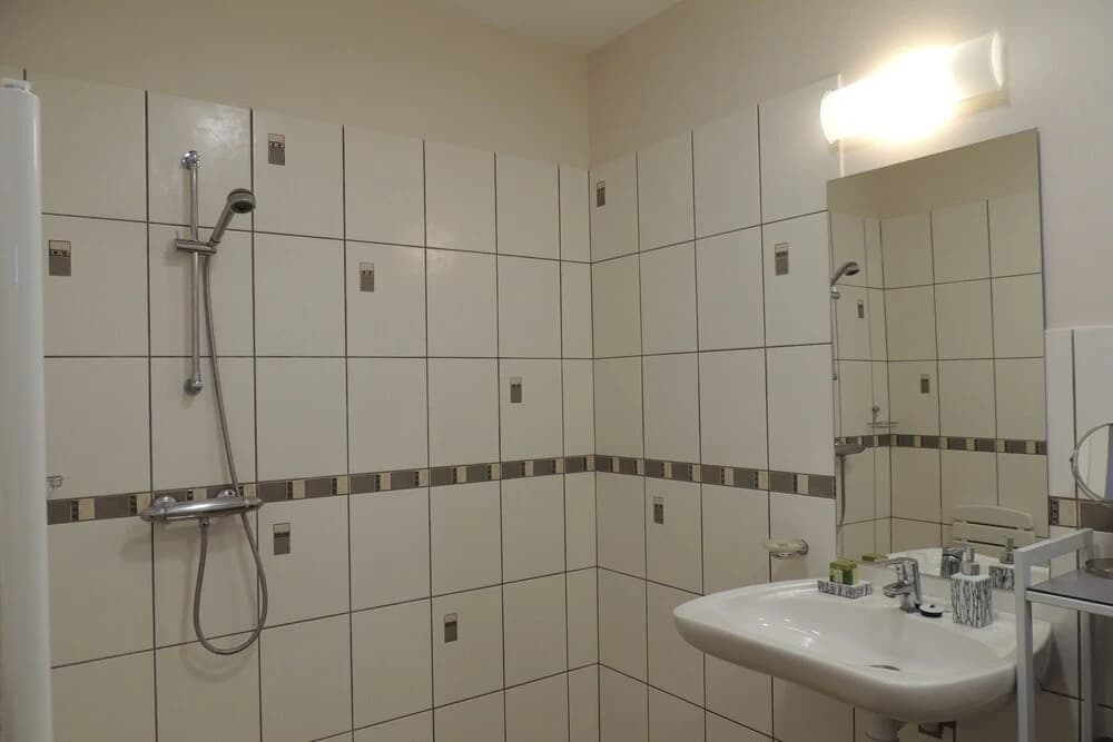 Auberge Denena Logis - Miniature 6