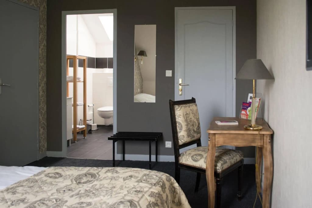 The Originals Boutique, Hôtel Le George, Loches - Miniature 6