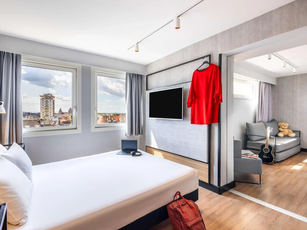 Hotel ibis Strasbourg Centre Halles - Photo 3