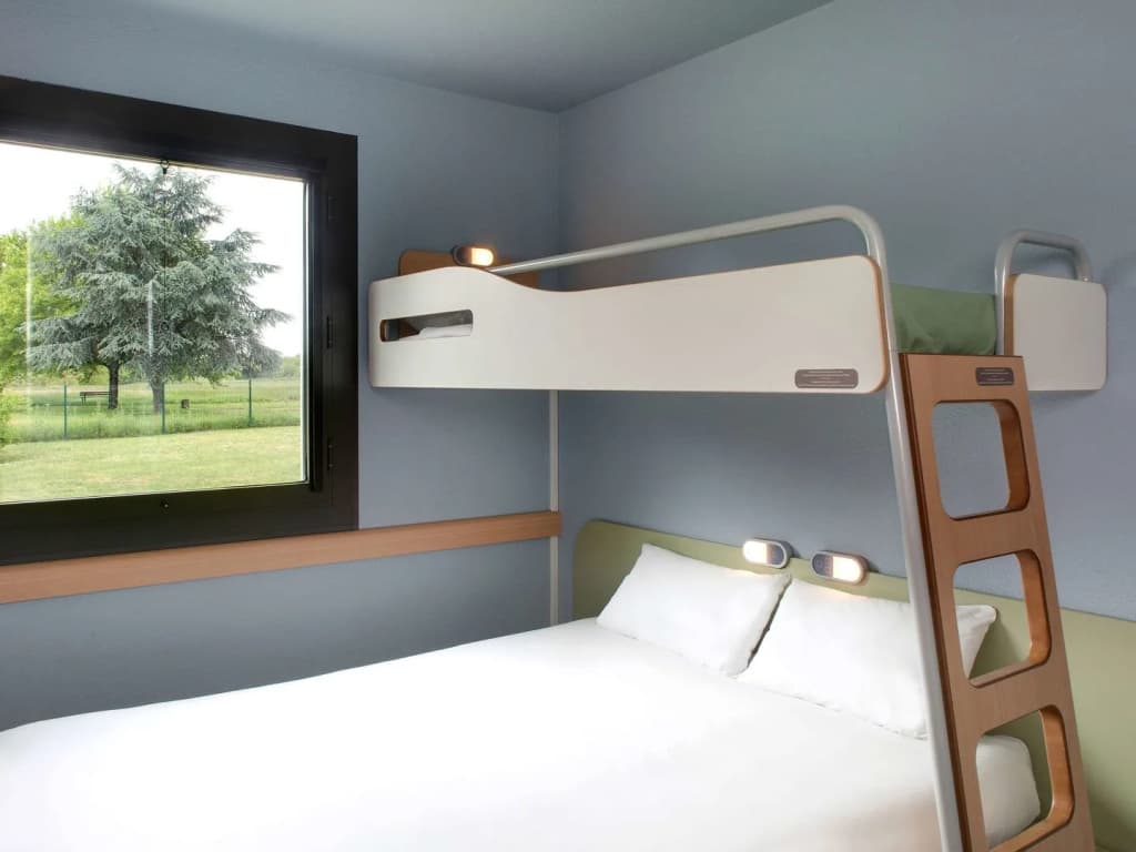 ibis budget Montceau-les-Mines - Photo 4