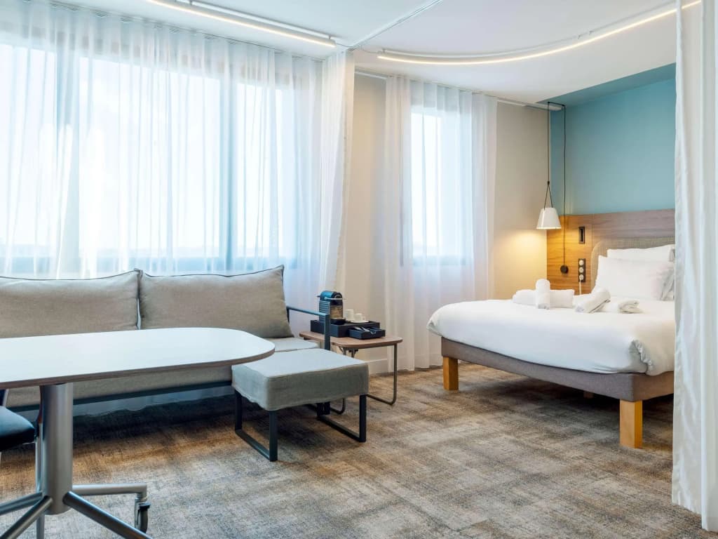Novotel Suites Nancy Centre - Photo 4