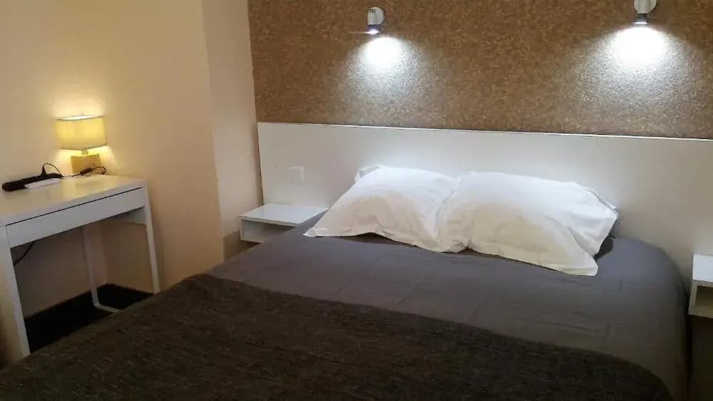 Hôtel Saint Christophe - Photo 2