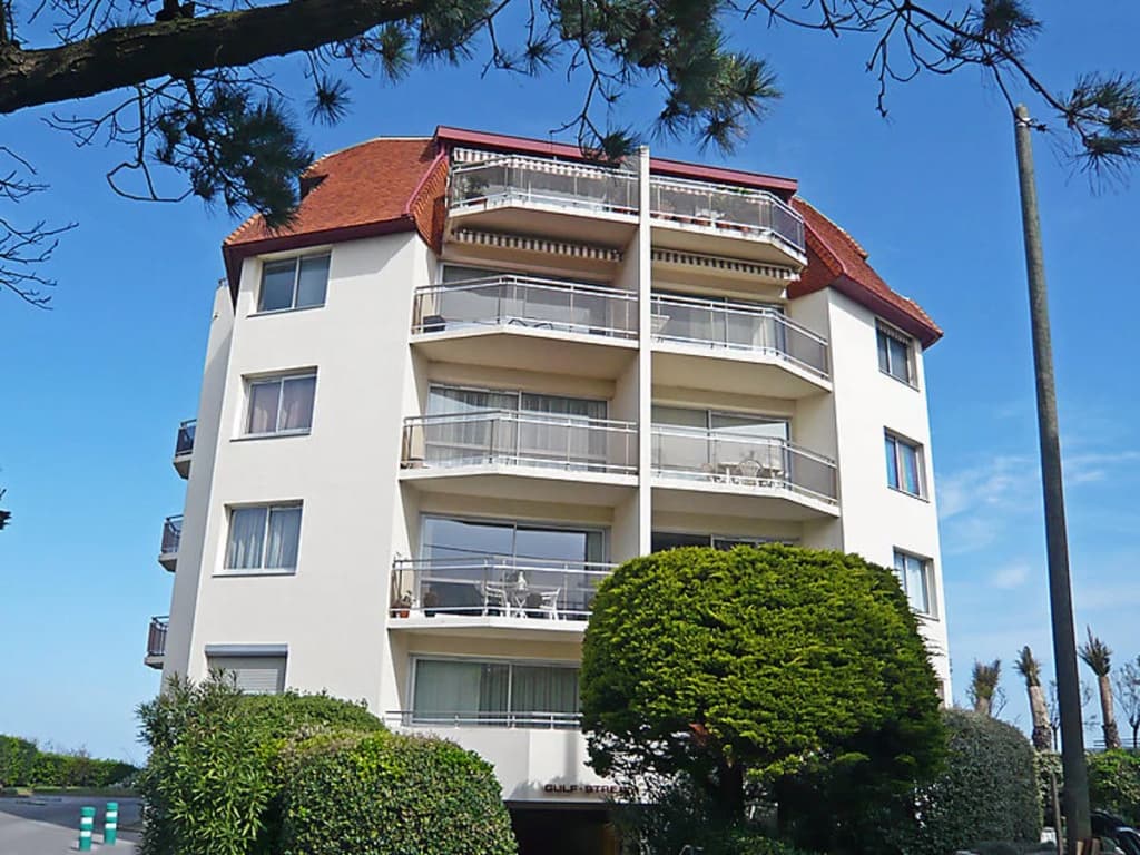 Apartment Gulf Stream - Photo 1