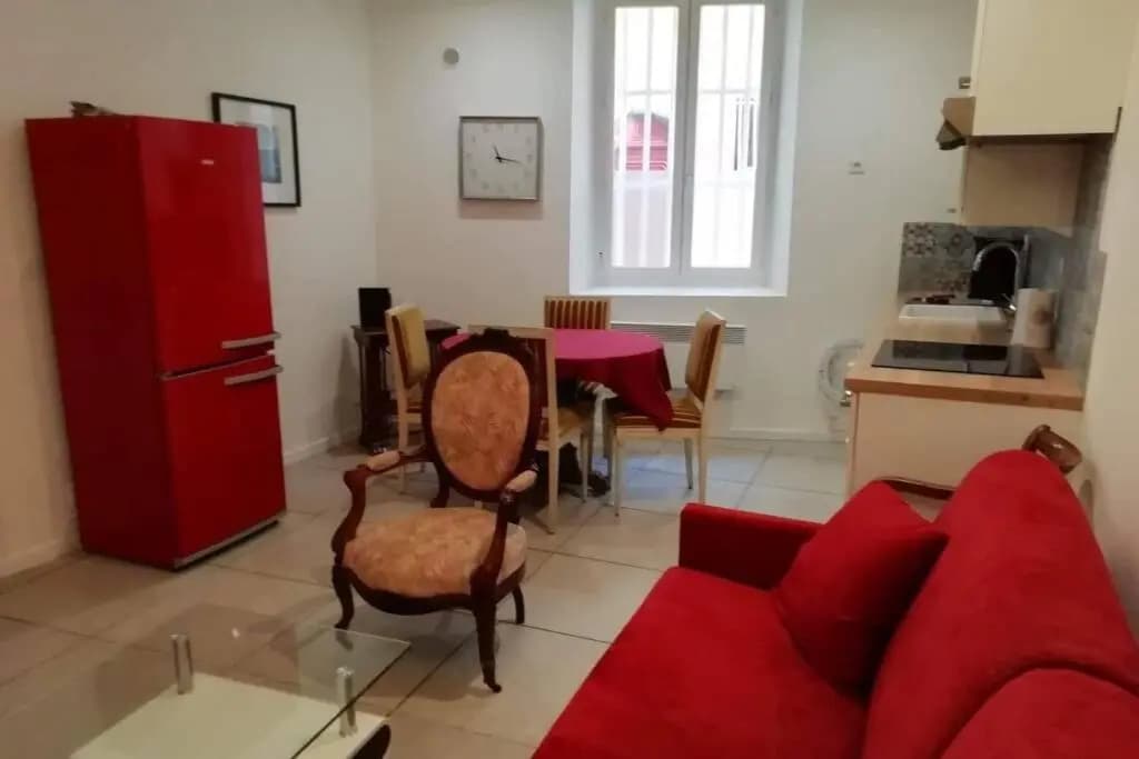 Appartement typique dans le centre historique 47m2 - Photo 2
