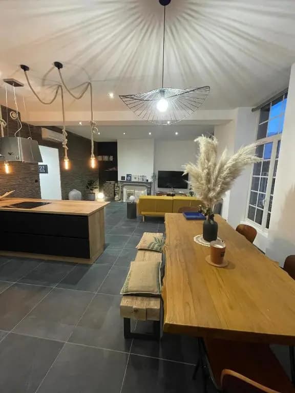 Appart 110m2 terrasse climatisé quartier médiéval - Photo 2