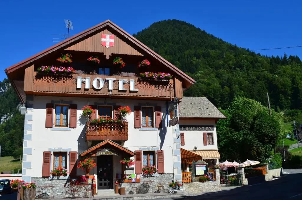 Hotel Les Touristes - Photo 3