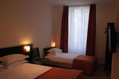 Hotel La Beauze - Miniature 6