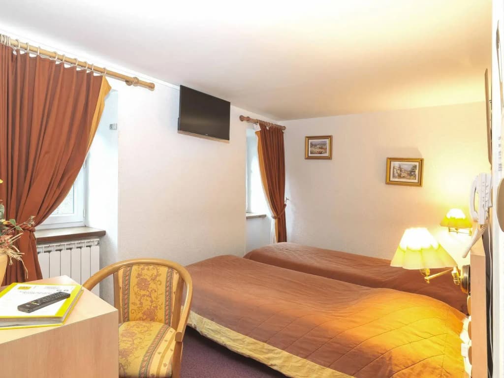 Hotel Auberge de l'Isard - Photo 2