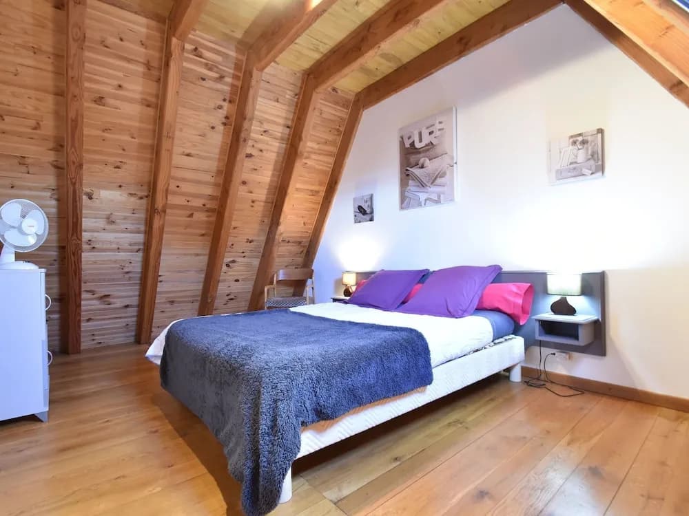 Authentic Holiday Home With Private Swimming Pool and Stunning View in France - Miniature 6