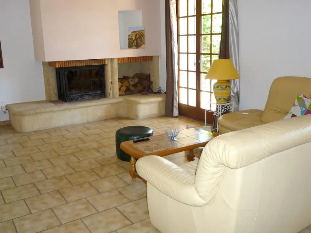 House With 3 Bedrooms in Loriol-du-comtat, With Enclosed Garden - 110 km From the Beach - Miniature 6