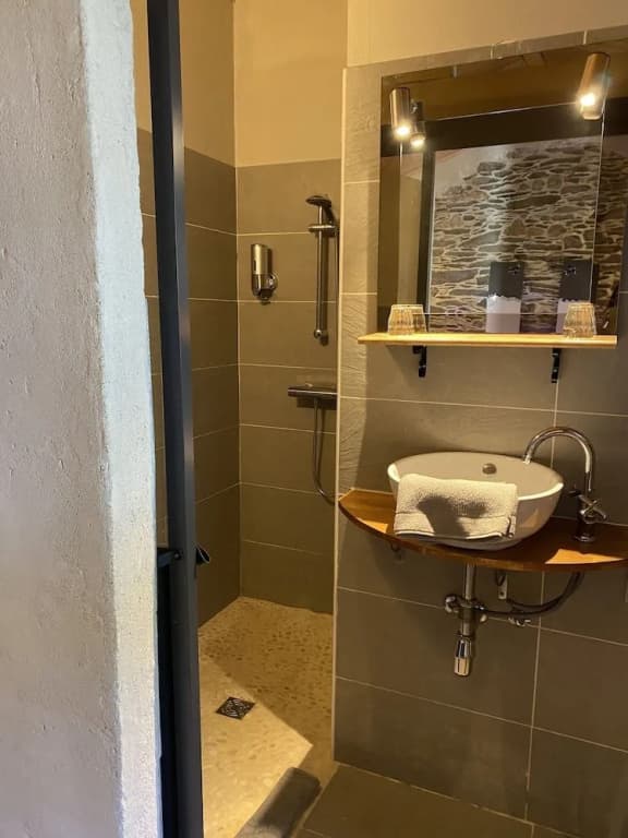Chambres d'hotes Hameau de Taur - Miniature 7