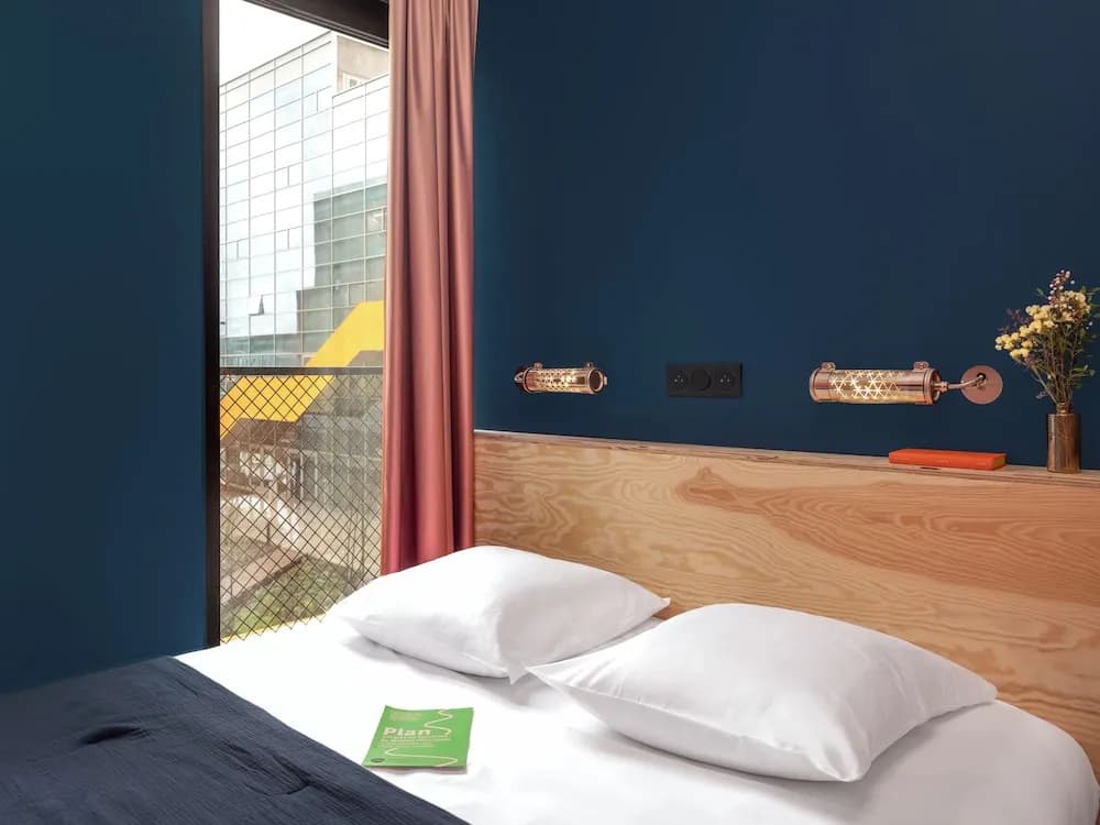 Eklo Hotels Nantes City center - Île de Nantes - Photo 2