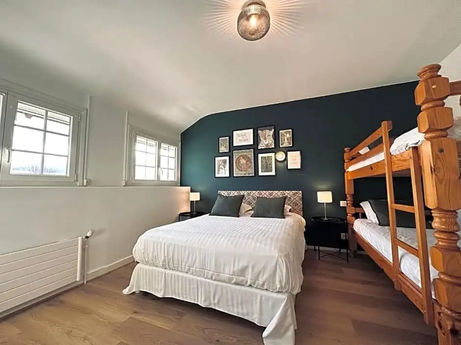 Logis Hotel La Promenade - Photo 1