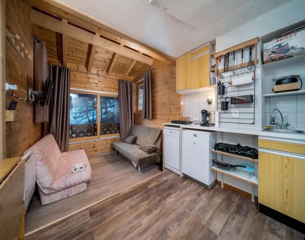 Apartment in French Alps Near Ski Resort - Miniature 7