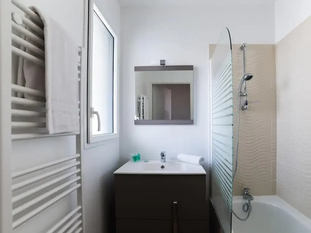 Apartment in Biscarosse Near Sandy Beach - Miniature 7