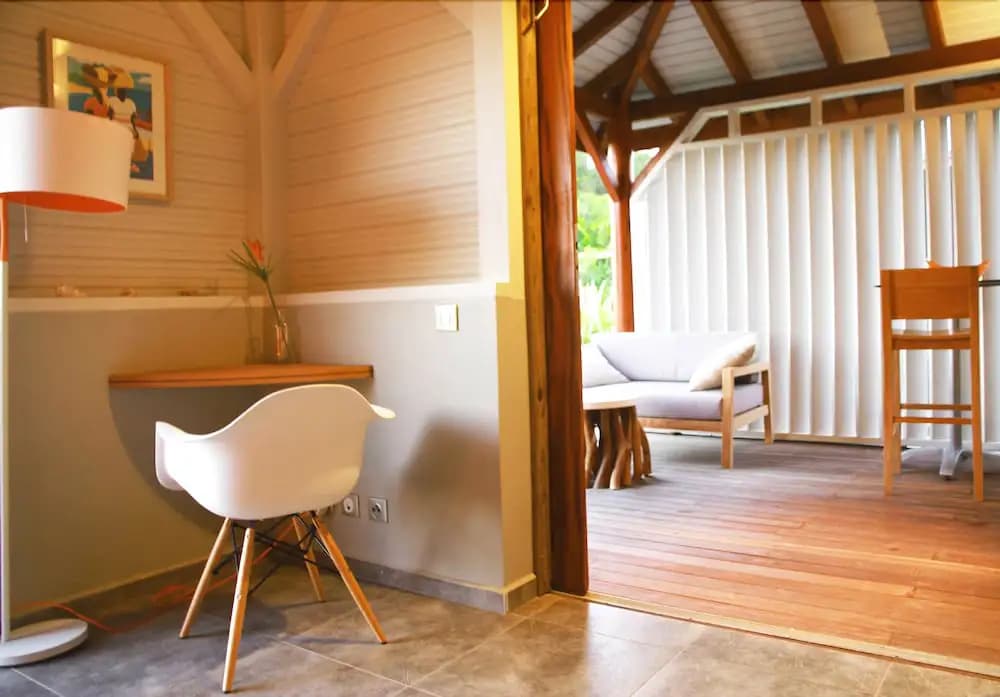 Shambala Lodge - Photo 3