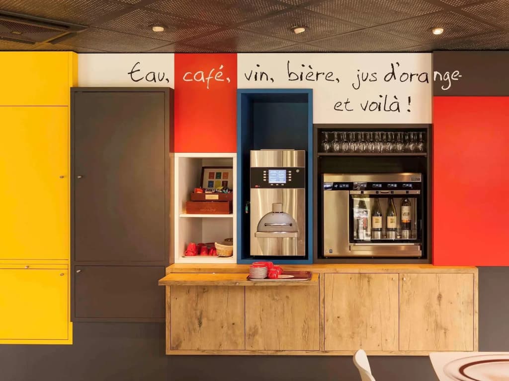Ibis Evry-Courcouronnes - Photo 2