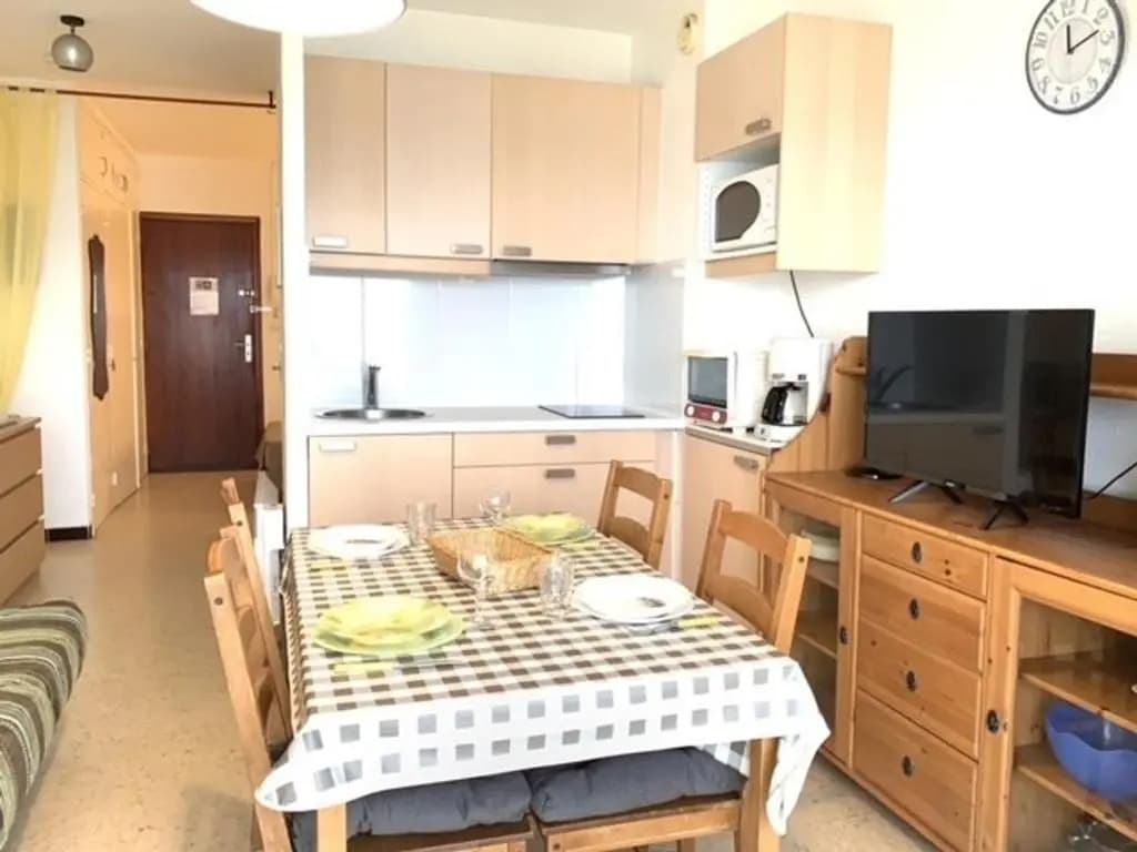 Appartement Balaruc-les-Bains, 1 pièce, 4 personnes - FR-1-503-32 - Miniature 8