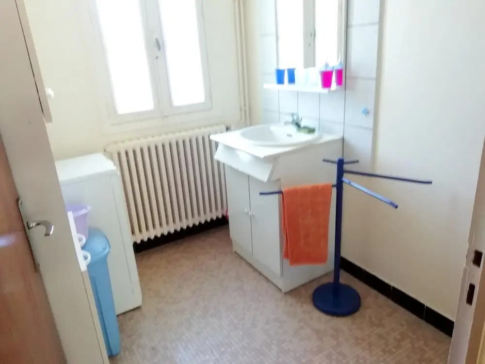 House With 3 Bedrooms in Montbron, With Furnished Garden - Miniature 6