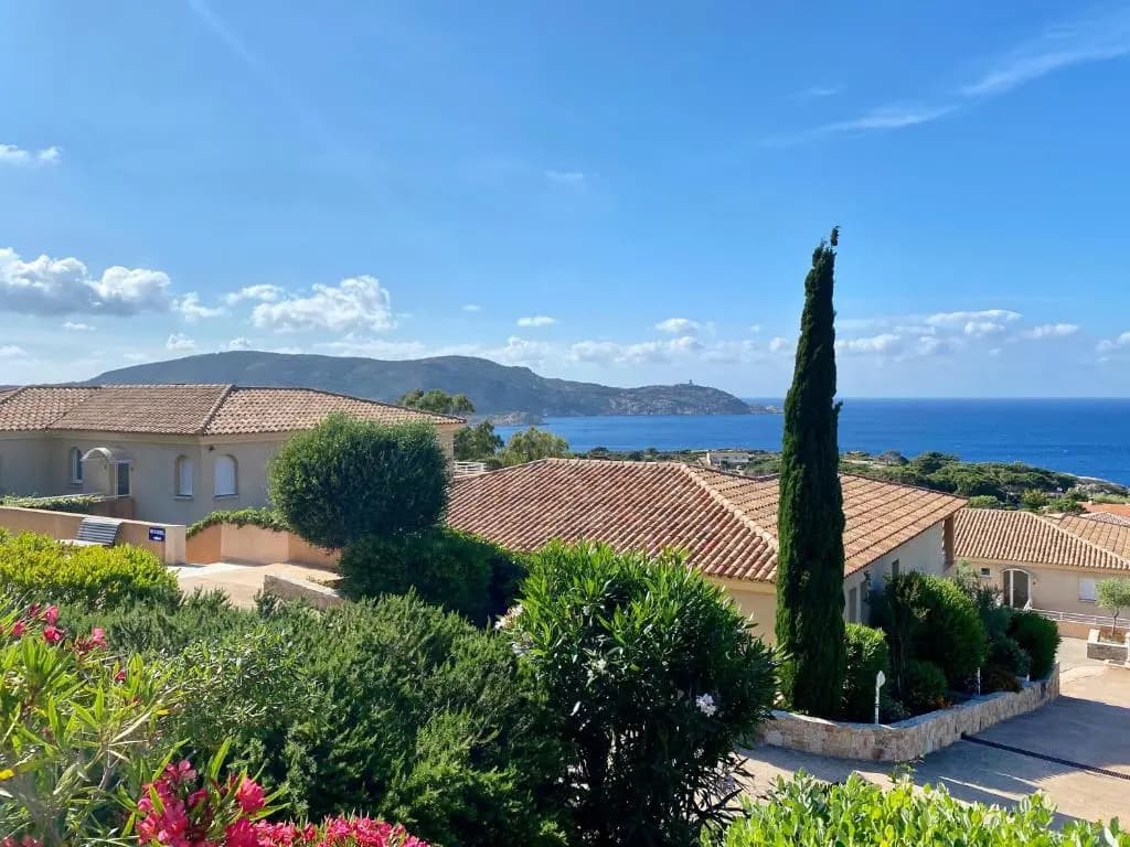 Calvi Residence - Miniature 8