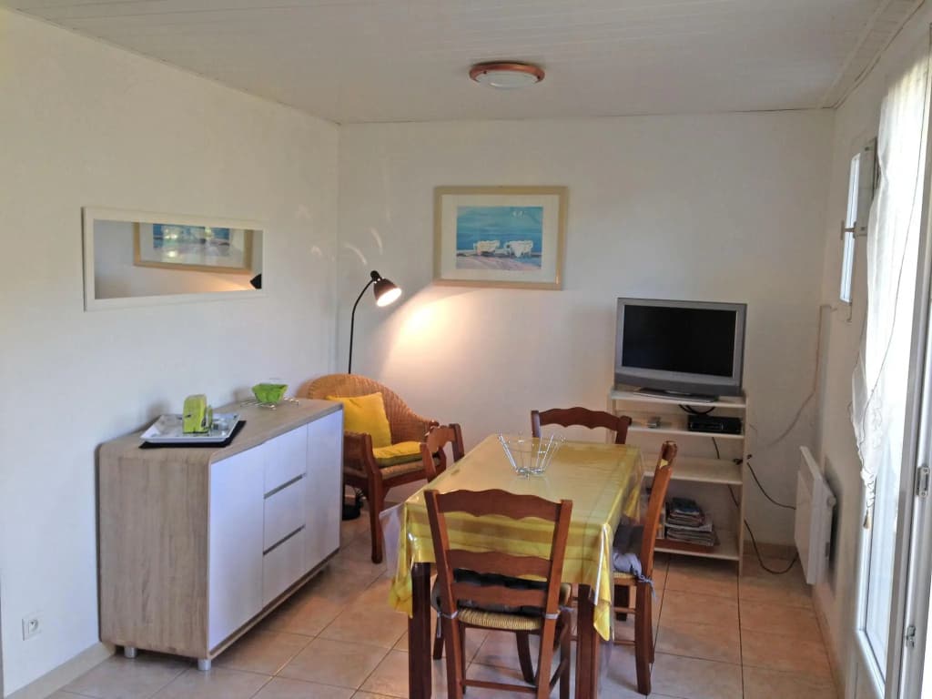 Tranquil Holiday Home in Corsica with Terrace - Miniature 8