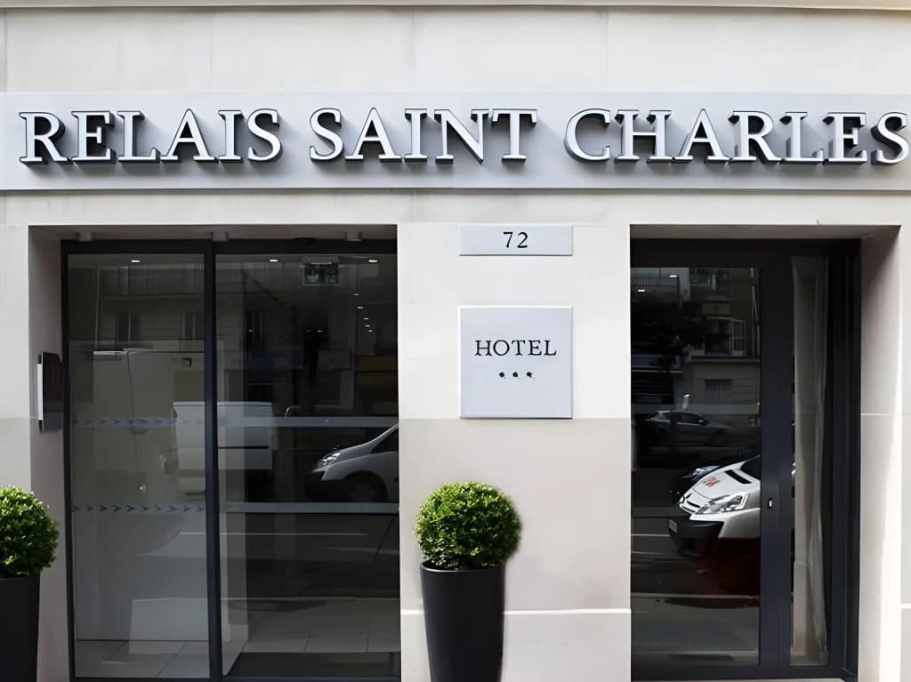 Hôtel Le Relais Saint Charles - Photo 1