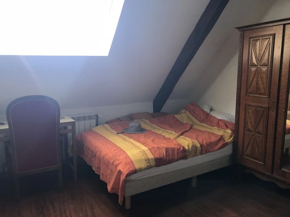 Château de Sainte Colombe sur Gand - Miniature 6