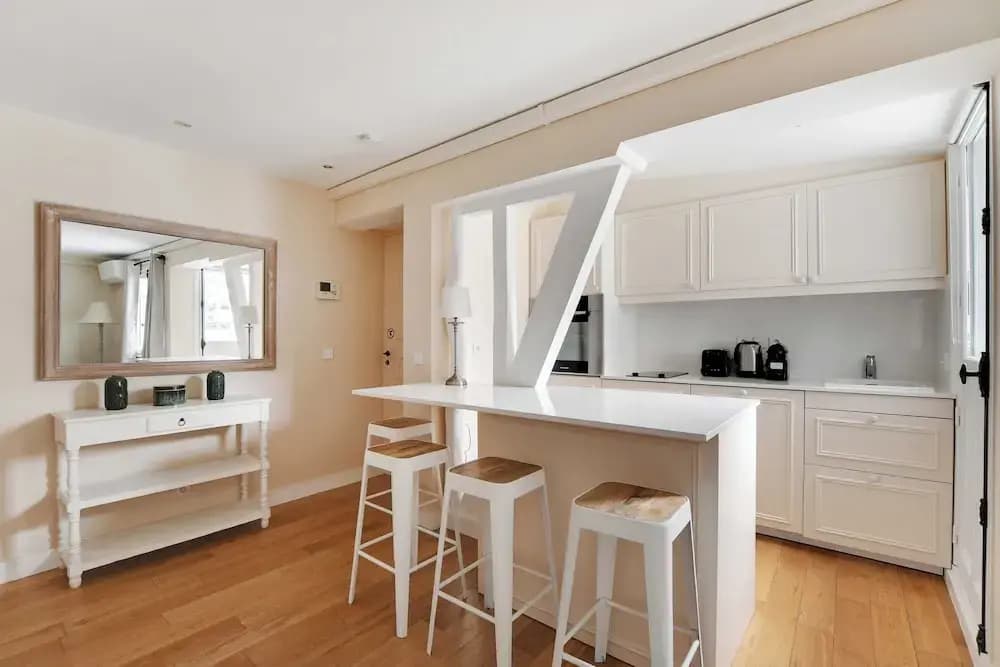 Chic Apartment - 1br/4p - Near the Louvre - Miniature 8