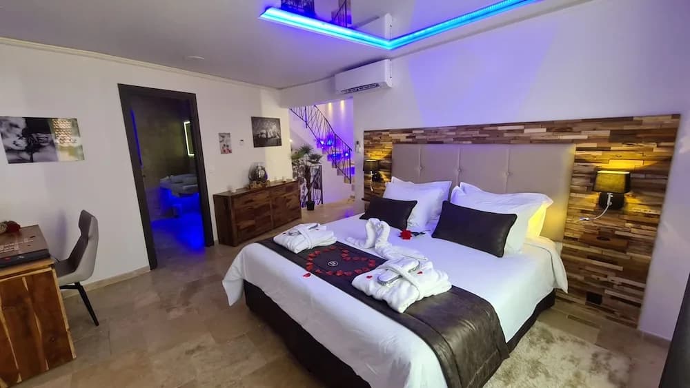 Loveroom La Garçonn'hyeres - Photo 3