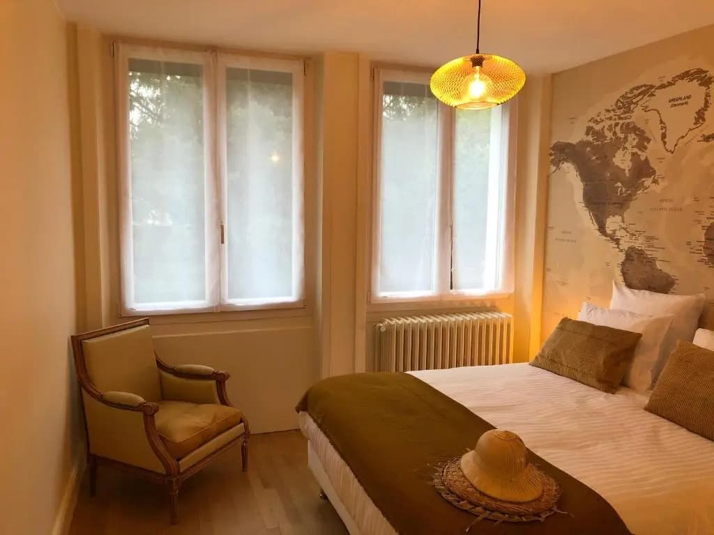 La Maison, 4 appartements 3 étoiles climatisés au centre ville avec jardin proche du Parc et des Thermes - Photo 4